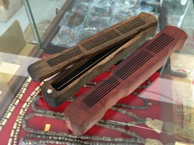 Hộp xông nhang không tăm hình đàn cổ