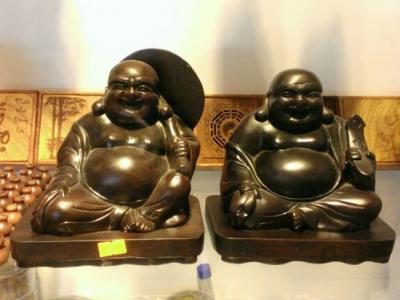 Tượng xông nhang trầm