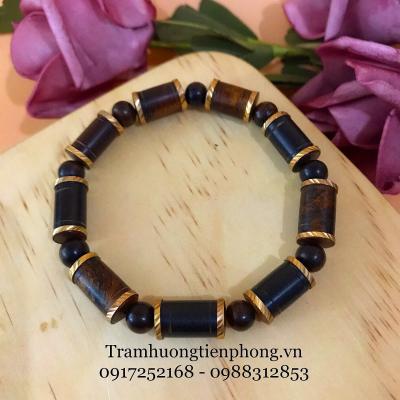 Vòng Tay Trầm Hương Mix Vàng 18K